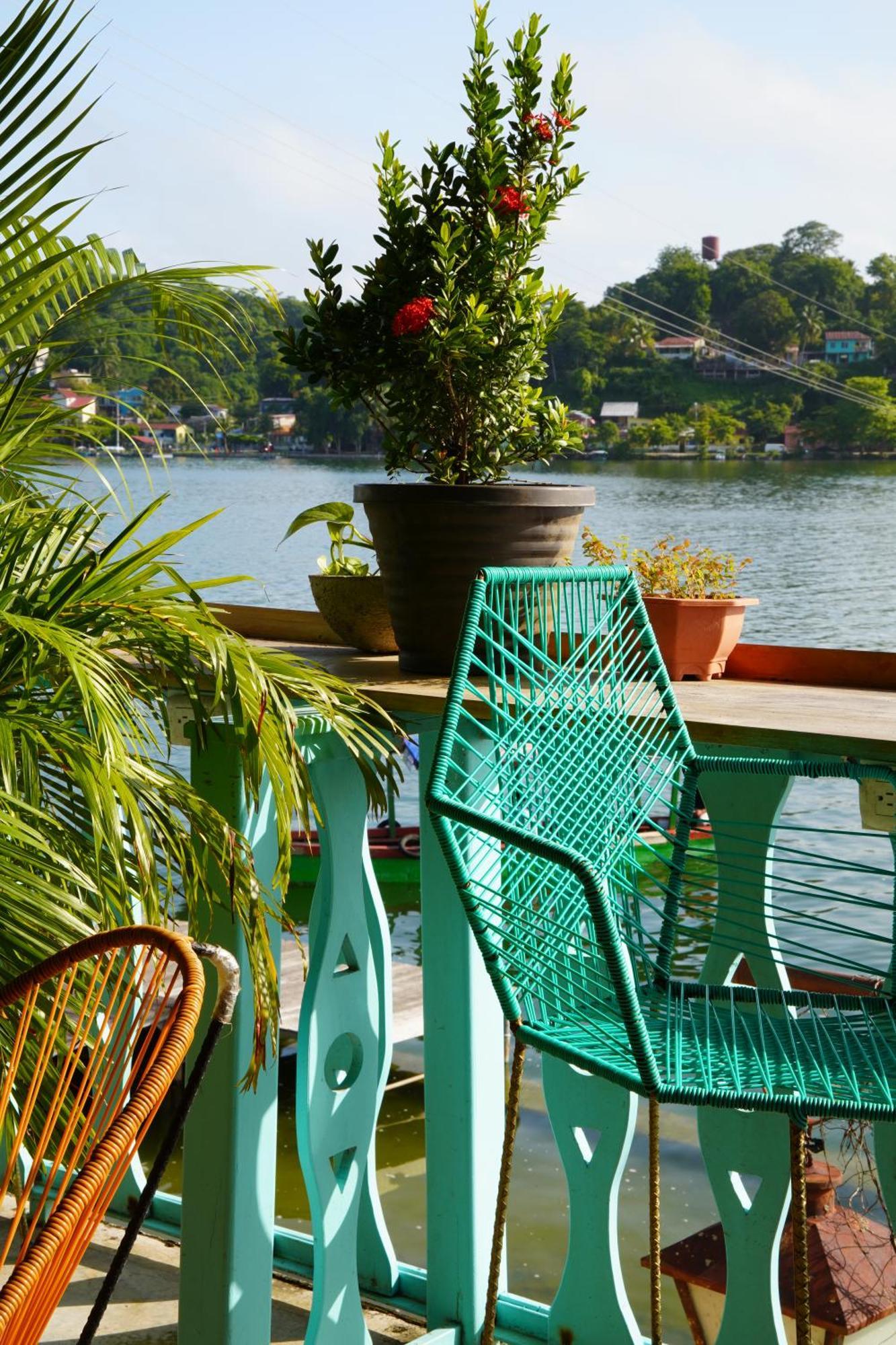 Hostal Don Cenobio Flores Exteriör bild